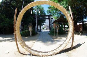 柏諏訪神社の茅の輪
